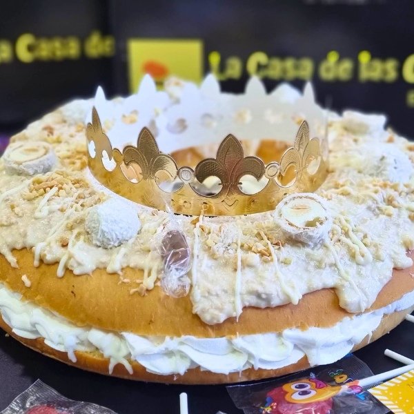 Roscón de Reyes de Mousse Rafaello